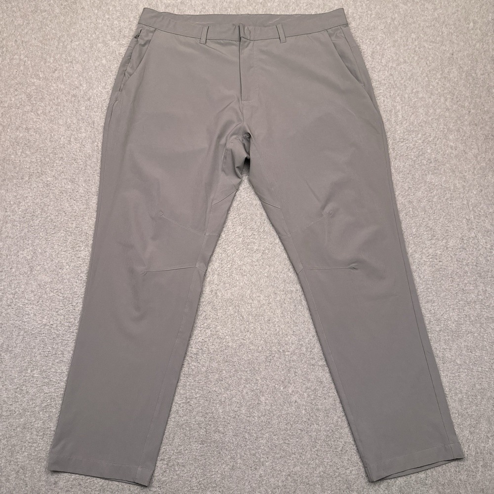 Fabletics The Only Pants Mens 37x28* Gray Slim Fit Performance‎ Chino Golf